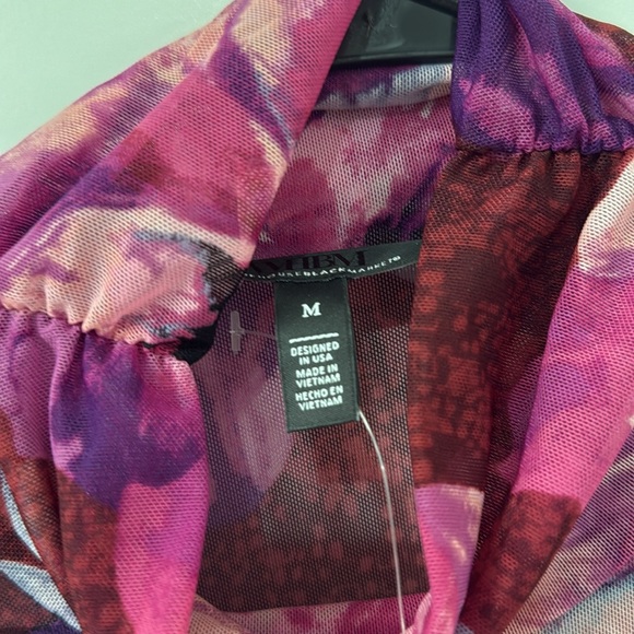 White house black market WHBM long sleeve mesh turtleneck NWOT size medium - Picture 4 of 5